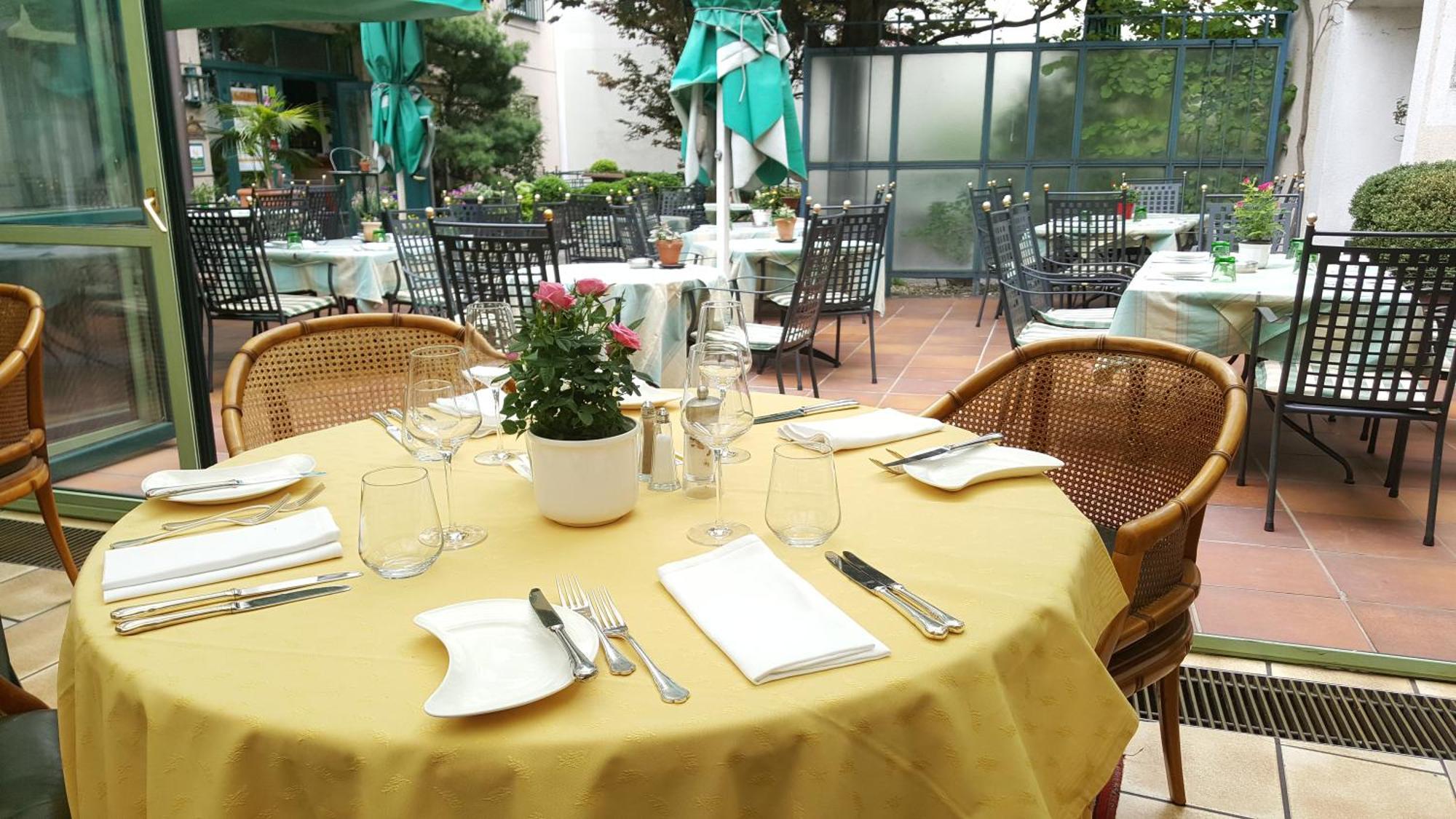Landhotel Jagdhof Guntramsdorf Dış mekan fotoğraf